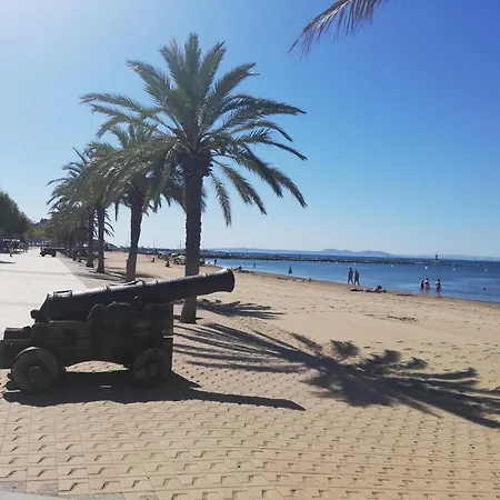 Apartamento 1037 Meda Chica Bxs H, Maravillosa Situacion, Sobre Rocas Donde Podra Relajarse Escuchando Olas Del Mar, Vista Al Mar. - Es-258-33
