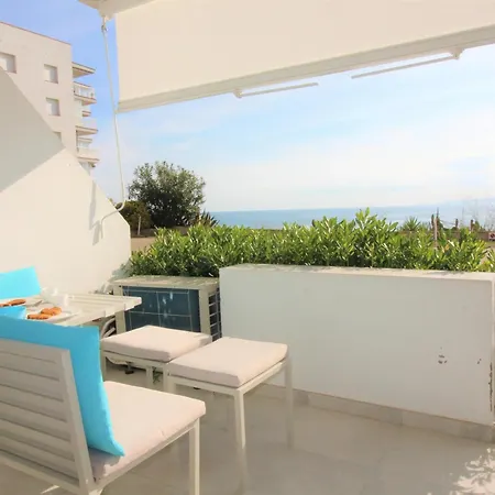 Apartment 1037 Meda Chica Bxs H, Maravillosa Situacion, Sobre Rocas Donde Podra Relajarse Escuchando Olas Del Mar, Vista Al Mar. - Es-258-33 *